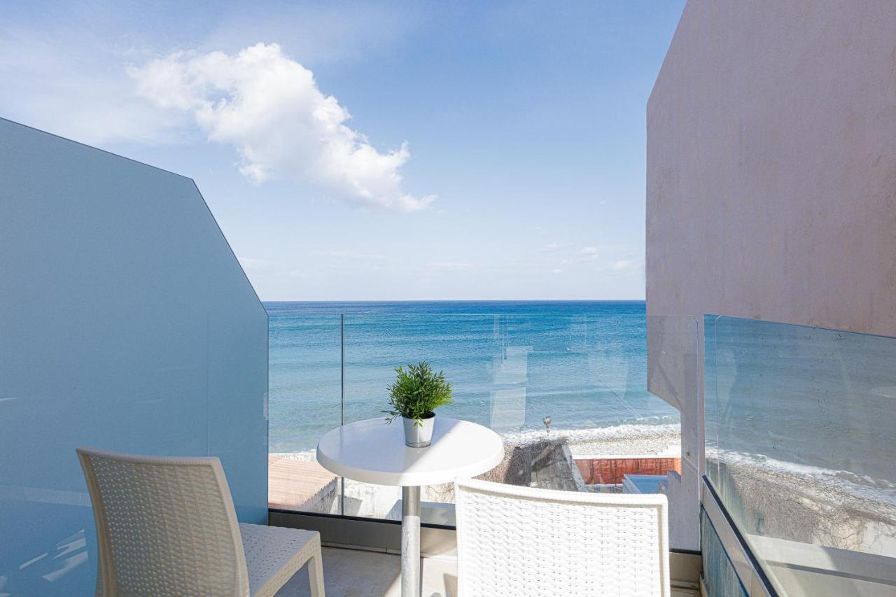 Seaside Palette Suites Rethymno  Bagian luar foto